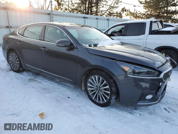 2017 Kia Cadenza Limited with VIN KNALC4J10H5077840, listed as a Copart auction lot 88849015 with 85,763 mi miles and Salvage Title. Bid and sale history available at carsss.com. Image 4.