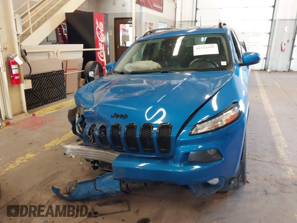 2018 Jeep Cherokee Limited with VIN 1C4PJMDX4JD546563, listed as a IAAI auction lot 42115948 with 112,014 mi miles and . Bid and sale history available at DreamBid. Image 13.