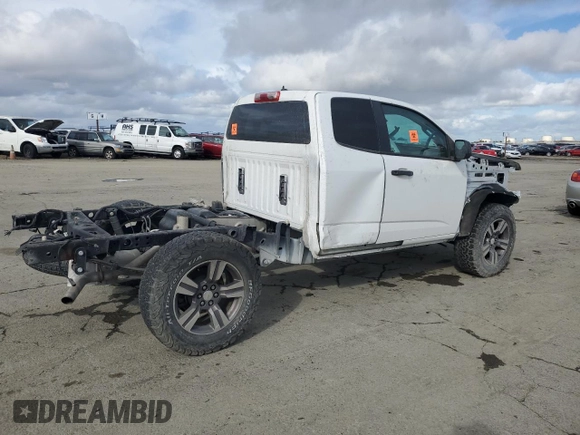 2018 Chevrolet Colorado 2WD Work Truck z VIN 1GCHSBEA8J1299579, wystawiony jako Copart lot #49487245 z przebiegiem Nie podano mil oraz Czysty tytuł • Clean title. Historia ofert i sprzedaży dostępna na DreamBid. Obrazek 3.