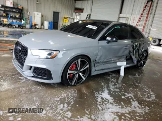 2020 Audi RS 3 z VIN WUABWGFF8LA903591, wystawiony jako Copart lot #45973395 z przebiegiem 40 443 mil mil oraz Szkody całkowita. Historia ofert i sprzedaży dostępna na DreamBid. Obrazek 1.