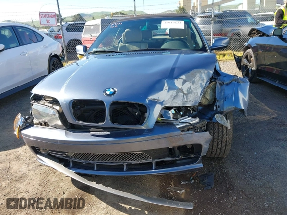 2001 BMW 3 Series 330Ci with VIN WBABS53421JU80078, listed as a IAAI auction lot 41910622 with 101,869 mi miles. Bid and sale history available at carsss.com. Image 13.