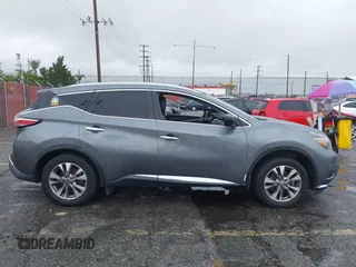 2018 Nissan Murano SV with VIN 5N1AZ2MG7JN157697, listed as a IAAI auction lot 42190907 with 79,615 mi miles and . Bid and sale history available at carsss.com. Image 13.