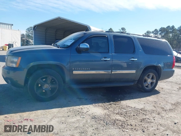2008 Chevrolet Suburban LTZ z VIN 1GNFC160X8R173120, wystawiony jako IAAI lot #41422800 z przebiegiem 240 167 mil mil oraz . Historia ofert i sprzedaży dostępna na DreamBid. Obrazek 14.