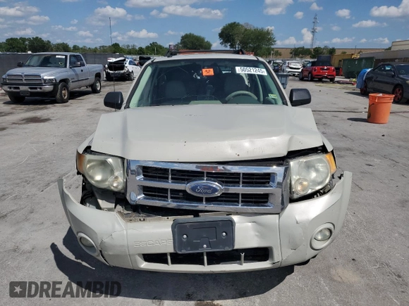 2008 Ford Escape XLT with VIN 1FMCU93128KA46421, listed as a Copart auction lot 50521245 with 251,985 mi miles and Salvage title. Bid and sale history available at DreamBid. Image 5.