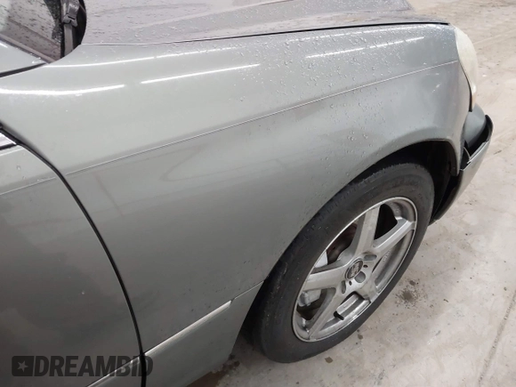 2002 Lexus LS 430 z VIN JTHBN30F620063279, wystawiony jako IAAI lot #41667365 z przebiegiem 181 688 mil mil oraz . Historia ofert i sprzedaży dostępna na DreamBid. Obrazek 14.