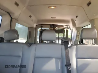 2017 Ford Transit XL с VIN 1FMZK1CM0HKA24929, выставлен на аукционе Copart как лот 61582205 с пробегом 417 641 миль миль и Списание • Salvage title. История ставок и продаж доступна на DreamBid. Изображение 10.