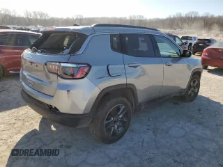 2022 Jeep Compass Latitude с VIN 3C4NJDBB8NT106246, выставлен на аукционе Copart как лот 55585645 с пробегом Не указан миль и Чистый • Clean title. История ставок и продаж доступна на DreamBid. Изображение 3.