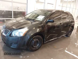2010 Pontiac Vibe w/1SB with VIN 5Y2SP6E02AZ410781, listed as a IAAI auction lot 40984876 with 235,317 mi miles. Bid and sale history available at carsss.com. Image 2.