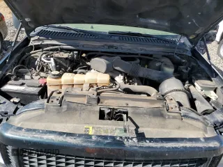 2003 Ford Excursion Limited z VIN 1FMNU43SX3EB56273, wystawiony jako Copart lot #45212465 z przebiegiem Nie podano mil oraz Szkody całkowita. Historia ofert i sprzedaży dostępna na DreamBid. Obrazek 12.