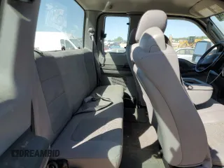 2005 Ford F-250 XL with VIN 1FTSX21Y15EC59370, listed as a Copart auction lot 52620765 with 124,584 mi miles and Salvage Title. Bid and sale history available at DreamBid. Image 10.