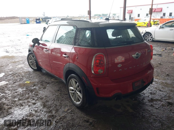 2014 MINI Countryman S with VIN WMWZC3C53EWP27111, listed as a IAAI auction lot 42192799 with 136,945 mi miles and . Bid and sale history available at DreamBid. Image 3.