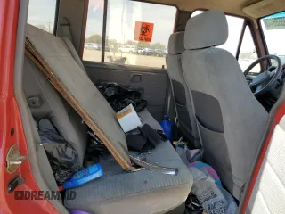 1990 Isuzu Trooper z VIN JACCH58R7L8917768, wystawiony jako Copart lot #45875835 z przebiegiem 230 130 mil mil oraz Szkody całkowita. Historia ofert i sprzedaży dostępna na DreamBid. Obrazek 10.
