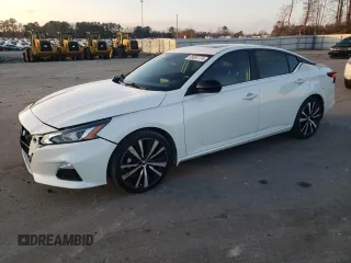 2021 Nissan Altima 2.5 SR with VIN 1N4BL4CV8MN362199, listed as a Copart auction lot 85032774 with 61,947 mi miles and Salvage Title. Bid and sale history available at carsss.com. Image 1.
