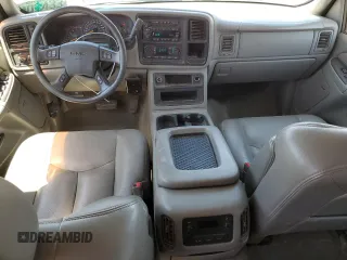 2004 GMC Sierra 2500HD z VIN 1GTHK23154F118397, wystawiony jako Copart lot #57627955 z przebiegiem 208 949 mil mil oraz Szkoda całkowita • Salvage title. Historia ofert i sprzedaży dostępna na DreamBid. Obrazek 8.