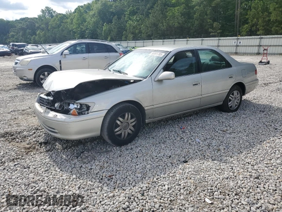 2001 Toyota Camry CE z VIN 4T1BG22K91U053266, wystawiony jako Copart lot #56991785 z przebiegiem 130 502 mil mil oraz Szkoda całkowita • Salvage title. Historia ofert i sprzedaży dostępna na DreamBid. Obrazek 1.