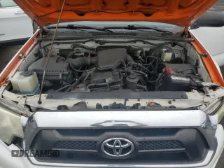 2015 Toyota Tacoma with VIN 5TFTX4CN2FX058621, listed as a Copart auction lot 58548135 with 212,775 mi miles and Clean title. Bid and sale history available at DreamBid. Image 11.
