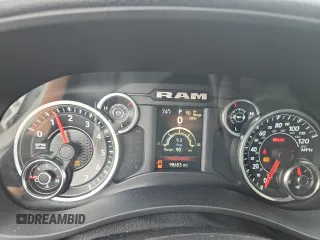 2019 Ram 2500 Big Horn with VIN 3C6UR5DJ0KG697358, listed as a Copart auction lot 62675875 with 98,653 mi miles and Salvage title. Bid and sale history available at DreamBid. Image 9.