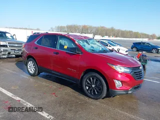2020 Chevrolet Equinox LT with VIN 3GNAXKEV4LS525826, listed as a IAAI auction lot 41998957 with Not Provided miles and . Bid and sale history available at carsss.com. Image 1.