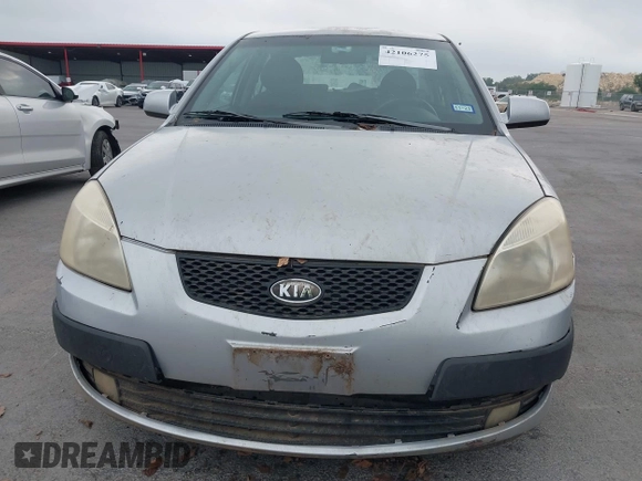 2007 Kia Rio LX with VIN KNADE123476286326, listed as a IAAI auction lot 42106275 with 183,042 mi miles. Bid and sale history available at carsss.com. Image 6.