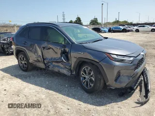 2023 Toyota RAV4 Hybrid XLE Premium z VIN JTMB6RFV2PD105642, wystawiony jako Copart lot #50714615 z przebiegiem Nie podano mil oraz Szkoda całkowita • Salvage title. Historia ofert i sprzedaży dostępna na DreamBid. Obrazek 4.