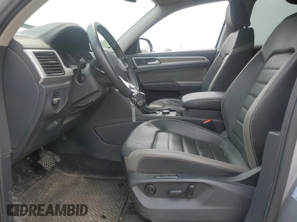 2021 Volkswagen Atlas SEL with VIN 1V2BR2CA6MC550823, listed as a Copart auction lot 65885005 with 158,380 mi miles and Salvage title. Bid and sale history available at DreamBid. Image 7.