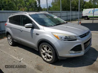 2013 Ford Escape Titanium z VIN 1FMCU0J96DUB50607, wystawiony jako Copart lot #55999745 z przebiegiem 177 798 mil mil oraz Czysty tytuł • Clean title. Historia ofert i sprzedaży dostępna na DreamBid. Obrazek 4.