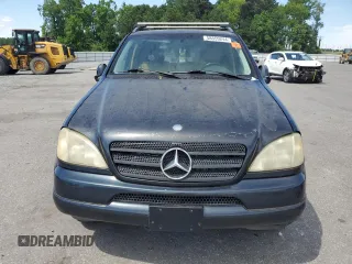 1999 Mercedes-Benz M-Class with VIN 4JGAB72E7XA107952, listed as a Copart auction lot 58559244 with 175,236 mi miles and Non Repairable. Bid and sale history available at carsss.com. Image 5.