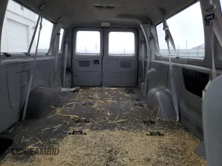 1998 Ford Econoline Wagon XL z VIN 1FBSS31SXWHA79163, wystawiony jako Copart lot #45536455 z przebiegiem 234 525 mil mil oraz Tytuł czysty. Historia ofert i sprzedaży dostępna na DreamBid. Obrazek 10.