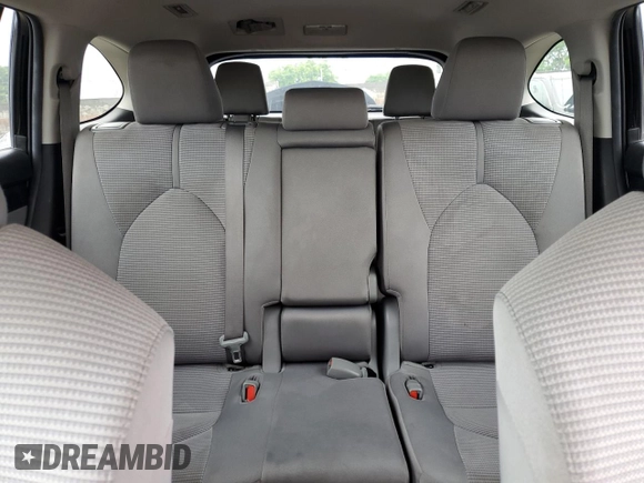 2022 Toyota Highlander LE z VIN 5TDBZRBH2NS181130, wystawiony jako Copart lot #51439145 z przebiegiem 80 927 mil mil oraz Czysty tytuł • Clean title. Historia ofert i sprzedaży dostępna na DreamBid. Obrazek 10.