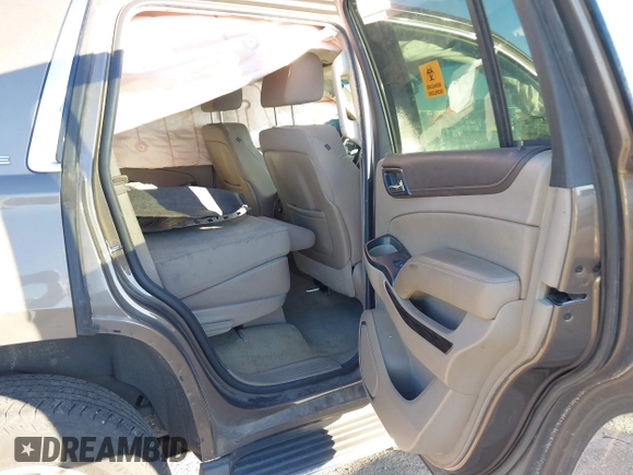 2015 GMC Yukon SLE with VIN 1GKS1AKCXFR712897, listed as a IAAI auction lot 41357889 with 1 mi miles. Bid and sale history available at carsss.com. Image 8.