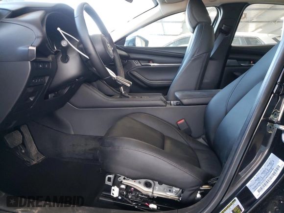 2025 Mazda 3 S Preferred with VIN JM1BPACM8S1763048, listed as a Copart auction lot 49220495 with 4,851 mi miles and Clean Title. Bid and sale history available at DreamBid. Image 7.