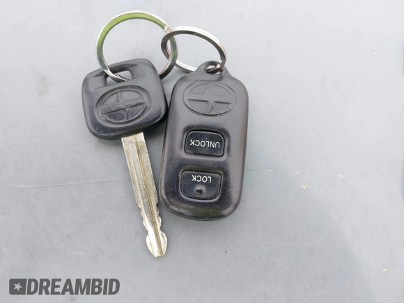 2005 Scion xB z VIN JTLKT324950174470, wystawiony jako IAAI lot #39098296 z przebiegiem 212 252 mil mil oraz . Historia ofert i sprzedaży dostępna na DreamBid. Obrazek 11.