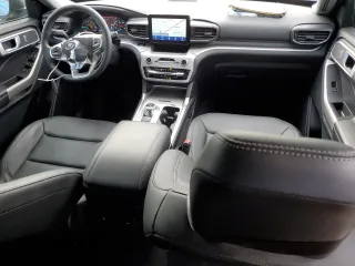 2024 Ford Explorer XLT с VIN 1FMSK7DH8RGA81728, выставлен на аукционе Copart как лот 62089835 с пробегом 1 220 миль миль и Списание • Salvage title. История ставок и продаж доступна на DreamBid. Изображение 8.
