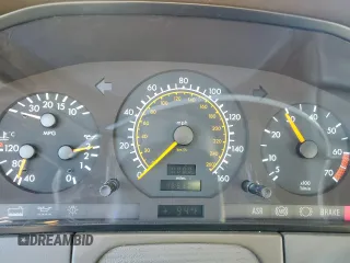1995 Mercedes-Benz S with VIN WDBGA51E4SA202452, listed as a Copart auction lot 42133385 with 165,561 mi miles and Clean Title. Bid and sale history available at DreamBid. Image 9.