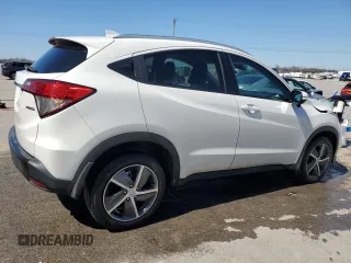2021 Honda HR-V EX with VIN 3CZRU6H57MM727504, listed as a Copart auction lot 48672745 with 46,596 mi miles and Salvage Title. Bid and sale history available at carsss.com. Image 3.