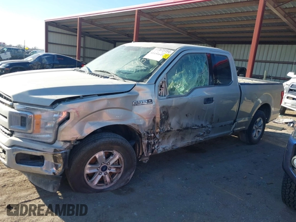 2018 Ford F-150 XL z VIN 1FTEX1CB4JFA48233, wystawiony jako IAAI lot #41151649 z przebiegiem 179 543 mil mil oraz . Historia ofert i sprzedaży dostępna na DreamBid. Obrazek 14.