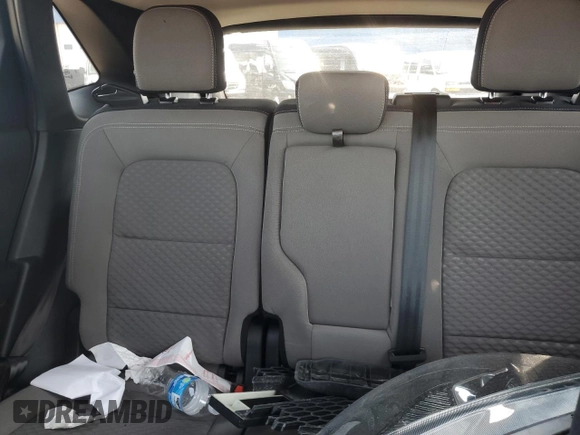 2020 Ford Escape SE z VIN 1FMCU9G68LUC42639, wystawiony jako Copart lot #59001055 z przebiegiem 27 681 mil mil oraz Nie do naprawy • Non repairable. Historia ofert i sprzedaży dostępna na DreamBid. Obrazek 10.