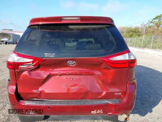 2016 Toyota Sienna XLE with VIN 5TDYK3DC8GS701072, listed as a IAAI auction lot 41154795 with 52,600 mi miles and . Bid and sale history available at DreamBid. Image 16.