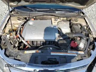 2010 Ford Fusion Hybrid z VIN 3FADP0L31AR150886, wystawiony jako Copart lot #57517255 z przebiegiem 170 137 mil mil oraz Szkoda całkowita • Salvage title. Historia ofert i sprzedaży dostępna na DreamBid. Obrazek 11.