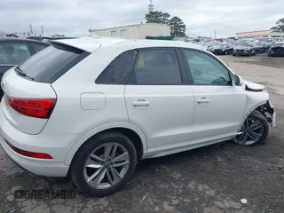 2017 Audi Q3 Premium z VIN WA1BCCFS2HR009908, wystawiony jako IAAI lot #41867249 z przebiegiem 116 804 mil mil oraz . Historia ofert i sprzedaży dostępna na DreamBid. Obrazek 12.