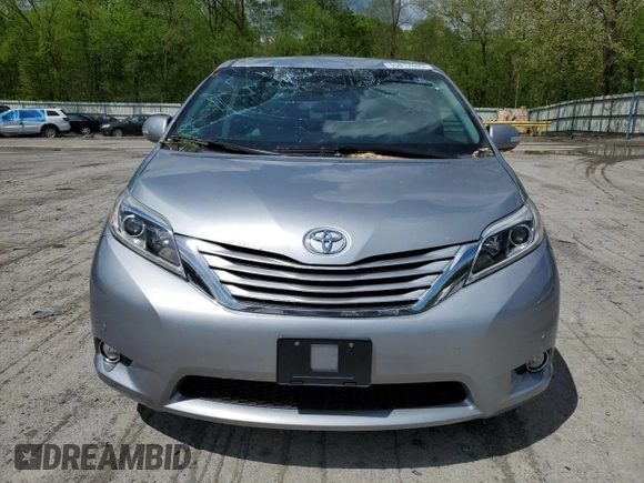 2016 Toyota Sienna Limited with VIN 5TDDK3DC0GS146147, listed as a Copart auction lot 55817445 with 141,174 mi miles and Salvage title. Bid and sale history available at DreamBid. Image 5.
