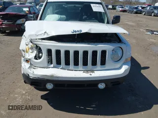2011 Jeep Patriot Sport with VIN 1J4NT1GA4BD224041, listed as a IAAI auction lot 41934301 with 118,124 mi miles and . Bid and sale history available at carsss.com. Image 6.