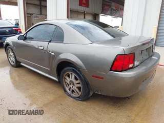 2002 Ford Mustang Standard with VIN 1FAFP40412F208412, listed as a IAAI auction lot 42565337 with 178,247 mi miles and . Bid and sale history available at DreamBid. Image 3.