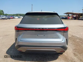 2024 Lexus RX 350 z VIN 2T2BAMBA9RC031068, wystawiony jako IAAI lot #41899128 z przebiegiem 17 583 mil mil oraz . Historia ofert i sprzedaży dostępna na DreamBid. Obrazek 17.