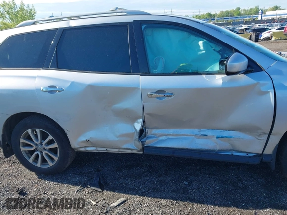 2013 Nissan Pathfinder Platinum with VIN 5N1AR2MM5DC676687, listed as a IAAI auction lot 42178495 with 71,937 mi miles and . Bid and sale history available at DreamBid. Image 12.
