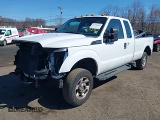 2016 Ford Super Duty F-250 SRW XLT with VIN 1FT7X2B67GED20159, listed as a IAAI auction lot 41570447 with 98,359 mi miles. Bid and sale history available at carsss.com. Image 2.