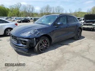 2023 Porsche Macan S с VIN WP1AG2A55PLB38680, выставлен на аукционе Copart как лот 55290435 с пробегом 24 432 миль миль и Списание • Salvage title. История ставок и продаж доступна на DreamBid. Изображение 1.