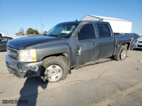 2011 Chevrolet Silverado 1500 LT with VIN 3GCPKSE37BG288492, listed as a Copart auction lot 47487345 with 228,075 mi miles and Salvage Title. Bid and sale history available at carsss.com. Image 1.