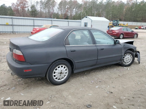 1997 Honda Accord EX with VIN 1HGCD5651VA019340, listed as a Copart auction lot 83451114 with 214,604 mi miles and Salvage Title. Bid and sale history available at DreamBid. Image 3.