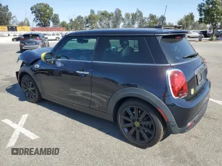 2021 MINI Hardtop Cooper SE with VIN WMWXP3C07M2N46440, listed as a Copart auction lot 72822194 with 35,078 mi miles and Salvage Title. Bid and sale history available at DreamBid. Image 2.